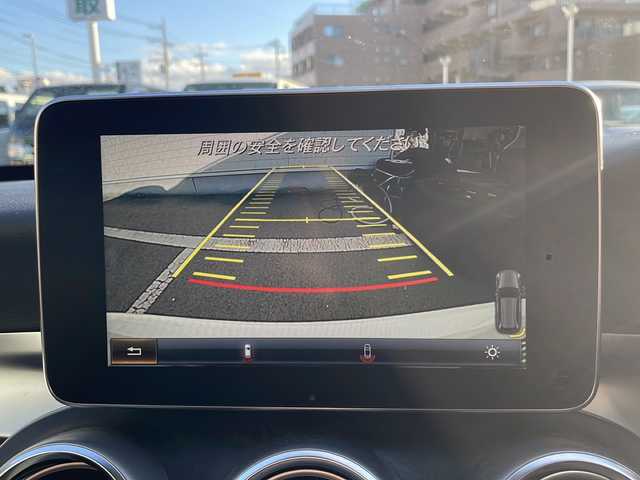 メルセデス・ベンツ Ｃ２２０ｄ ワゴン ローレウスエディション 静岡県 2017(平29)年 7.8万km ダイヤモンドホワイト /純正ナビ/地デジTV//純正CD/DVD/Bluetooth//バックカメラ//サンルーフ//レザーシート//シートヒーター//パワーバックドア//純正18インチAW//LEDヘッドライト//キーレスゴー//スマートキー//スペアキー//保証書//取説