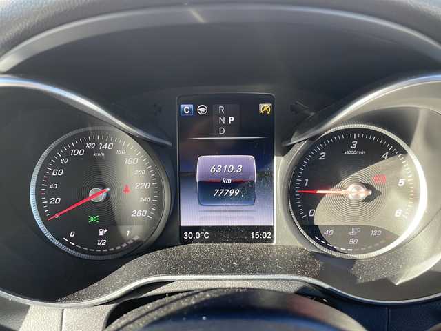 メルセデス・ベンツ Ｃ２２０ｄ ワゴン ローレウスエディション 静岡県 2017(平29)年 7.8万km ダイヤモンドホワイト /純正ナビ/地デジTV//純正CD/DVD/Bluetooth//バックカメラ//サンルーフ//レザーシート//シートヒーター//パワーバックドア//純正18インチAW//LEDヘッドライト//キーレスゴー//スマートキー//スペアキー//保証書//取説