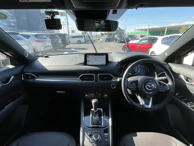マツダ ＣＸ－５ XD エクスクルーシブモード 千葉県 2020(令2)年 6.1万km スノーフレイクホワイトパールマイカ レザーシート/BOSEサウンドシステム/360°カメラ/マツダコネクトナビ/前席パワーシート/前席シートヒーター/前席シートベンチレーション/パワーバックドア/衝突軽減ブレーキ/レーンキープアシスト/ブラインドスポットモニター/オートマチックハイビーム/アダプティブクルーズコントロール/ヘッドアップディスプレイ/前後コーナーセンサー/スマートキー/パドルシフト/社外17インチアルミホイール(純正ホイール車載)/社外前後ドライブレコーダー【ZDR-015】/純正ETC2.0/本革巻きステアリング/ドアバイザー/サイド＆カーテンエアバッグ/新車時保証書＆取扱説明書