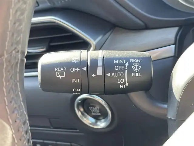 マツダ ＣＸ－５ XD エクスクルーシブモード 千葉県 2020(令2)年 6.1万km スノーフレイクホワイトパールマイカ レザーシート/BOSEサウンドシステム/360°カメラ/マツダコネクトナビ/前席パワーシート/前席シートヒーター/前席シートベンチレーション/パワーバックドア/衝突軽減ブレーキ/レーンキープアシスト/ブラインドスポットモニター/オートマチックハイビーム/アダプティブクルーズコントロール/ヘッドアップディスプレイ/前後コーナーセンサー/スマートキー/パドルシフト/社外17インチアルミホイール(純正ホイール車載)/社外前後ドライブレコーダー【ZDR-015】/純正ETC2.0/本革巻きステアリング/ドアバイザー/サイド＆カーテンエアバッグ/新車時保証書＆取扱説明書