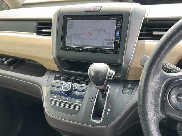 ホンダ フリード G ホンダセンシング 岐阜県 2018(平30)年 10.2万km ブルーホライゾンM 純正ナビ　/ＥＴＣ　/ドライブレコーダー　/バックカメラ　/両側パワースライド　/衝突軽減システム　/盗難防止装置　/横滑り防止装置　/レーンキープアシスト　/ＬＥＤヘッドライト　/オートライト　/アクティブコーナリングライト/プッシュスタート/スマートキー/純正15インチアルミホイール/純正フロアマット