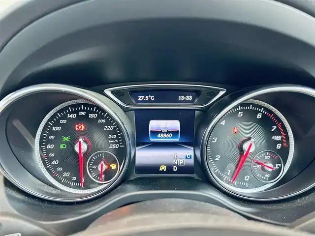 メルセデス・ベンツ ＧＬＡ２２０ 4マチック 大阪府 2019(令1)年 4.9万km コスモスブラック プレミアムP/レーダーセーフティP/サンルーフ/ハーマンカードン/黒革/メモリ付きパワーシート/シートヒーター/純正ナビ/TV/バックカメラ/applecarplay/純正18インチAW/LEDヘッドライト/電動リアゲート/ACC/ブラインドスポット