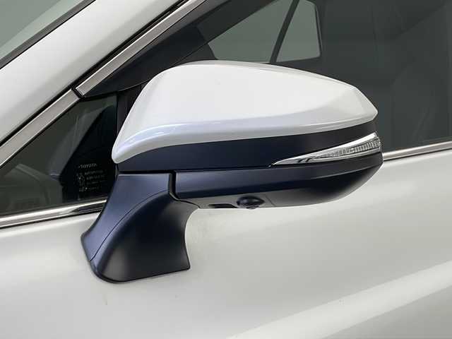 トヨタ ハリアー ハイブリッド Z 長野県 2024(令6)年 1.4万km プラチナホワイトパールマイカ 4WD/調光パノラマルーフ/寒冷地仕様/純正ナビ/（フルセグ/Bluetooth/USB/AM/FM)/全方位モニター/JBLサウンド/衝突軽減ブレーキ/車線逸脱防止/レーダークルーズコントロール/前後コーナーセンサー/ETC2.0/ブラインドスポットモニター/パワーバックドア/デジタルインナーミラー/D席パワーシート/前後ドライブレコーダー（TZ-PR210)/革巻きステアリング/取扱説明書