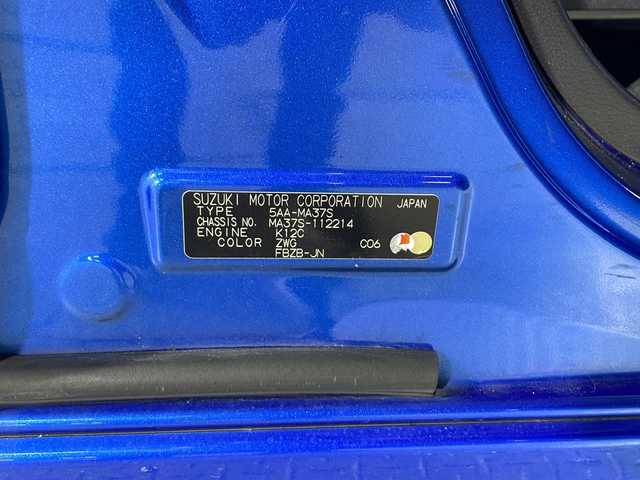 スズキ ソリオ HV MZ 沖縄県 2021(令3)年 2.9万km スピーディーブルーM 禁煙車　/ワンオーナー　/純正９インチナビ　TVキャンセラー付き/（フルセグＴＶ　ＣＤ　ＤＶＤ　Ｂｌｕｅｔｏｏｔｈ）/全方位カメラ　/ＨＵＤ（ヘッドアップディスプレイ）/デュアルブレーキサポート　/コーナーセンサー/両側パワースライドドア　/全方位ドライブレコーダー　/ビルトインＥＴＣ/クルーズコントロール/ステアリングスイッチ/革調シートカバー/投影ドアカーテシランプ