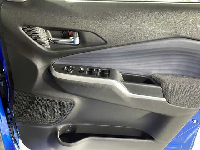 スズキ ソリオ HV MZ 沖縄県 2021(令3)年 2.9万km スピーディーブルーM 禁煙車　/ワンオーナー　/純正９インチナビ　TVキャンセラー付き/（フルセグＴＶ　ＣＤ　ＤＶＤ　Ｂｌｕｅｔｏｏｔｈ）/全方位カメラ　/ＨＵＤ（ヘッドアップディスプレイ）/デュアルブレーキサポート　/コーナーセンサー/両側パワースライドドア　/全方位ドライブレコーダー　/ビルトインＥＴＣ/クルーズコントロール/ステアリングスイッチ/革調シートカバー/投影ドアカーテシランプ