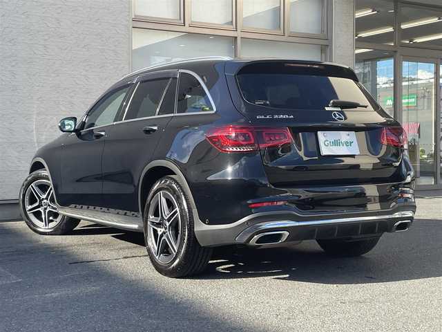 メルセデス・ベンツ ＧＬＣ２２０ d 4マチック AMGライン 大阪府 2020(令2)年 7.9万km オブシディアンブラック ワンオーナー/純正１０．３インチナビ/（フルセグ／ＢＴ）/サンルーフ/レーダークルーズコントロール/全方位モニター/ブラインドスポットモニター/パドルシフト/コーナーセンサー/衝突軽減システム/レーンキープアシスト/電動リアゲート/ハーフレザー（ブラック）/前席パワーシート/前席メモリーシート/全席シートヒーター/前後ドライブレコーダー/ETC2.0/純正19インチAW/保証書/取り扱い説明書/スペアキー