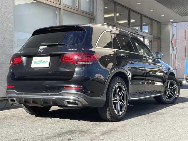 メルセデス・ベンツ ＧＬＣ２２０ d 4マチック AMGライン 大阪府 2020(令2)年 7.9万km オブシディアンブラック ワンオーナー/純正１０．３インチナビ/（フルセグ／ＢＴ）/サンルーフ/レーダークルーズコントロール/全方位モニター/ブラインドスポットモニター/パドルシフト/コーナーセンサー/衝突軽減システム/レーンキープアシスト/電動リアゲート/ハーフレザー（ブラック）/前席パワーシート/前席メモリーシート/全席シートヒーター/前後ドライブレコーダー/ETC2.0/純正19インチAW/保証書/取り扱い説明書/スペアキー