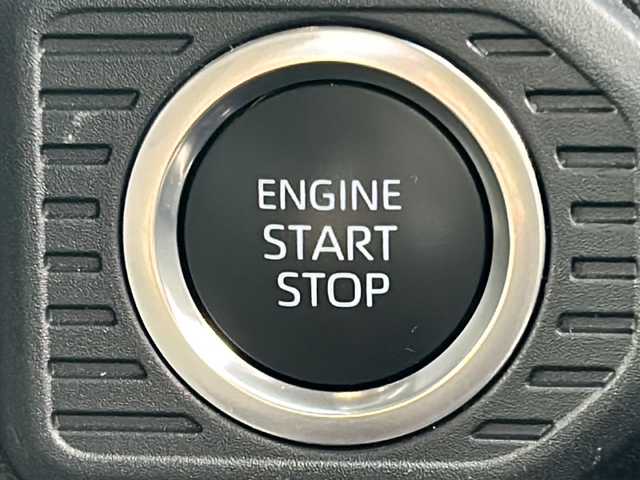 トヨタ ランドクルーザー ２５０ VX 茨城県 2024(令6)年 1.1万km ブラック ワンオーナー/サンルーフ/12.3インチディスプレイオーディオ＆ナビ機能有/(BT・ラジオ再生・Applecarplay)/レーダークルーズコントロール/レーンアシスト/プリクラッシュセーフティ/本革レザーシート/シートベンチレーション/パワーシート/アラウンドビューカメラ/ビルトインETC/ドライブレコーダー/オートライト/LEDヘッドライト/純正18inアルミホイール/フロアマット/スマートキー/スペアキー/取扱説明書/保証書