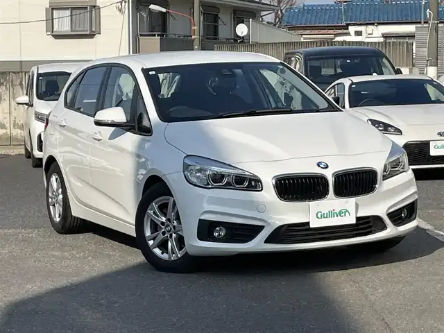 ＢＭＷ ２１８ｉ アクティブツアラー 東京都 2015(平27)年 2.8万km アルピンホワイトⅢ ワンオーナー/インテリジェントセーフティ/レーンディパーチャーウォーニング/純正ナビ/CD/DVD/Bluetooth/バックカメラ/ステアリングスイッチ/クルーズコントロール/純正ミラー内臓ETC/プッシュエンジンスターター/スマートキー×２個/バックソナー/キセノンヘッドライト/フォグランプ/純正16インチアルミホイール/サイド/カーテンエアバッグ/ダブルエアバッグ/ABS/取扱説明書/保証書/H２８，２９，３０，R１，２，３，４，５，６/BMWディーラー整備記録簿あり