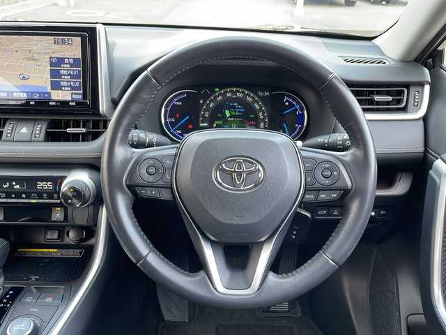 トヨタ ＲＡＶ４ ハイブリットG 山口県 2019(令1)年 6.7万km アティチュードブラックマイカ 純正SDナビ（Bluetooth/CD/TV/HDMI）/フルセグTV/バックカメラ/ドライブレコーダー/ETC/電動リアゲート/レーダークルーズコントロール/レーンキープアシスト/ステアリングリモコン/ステアリングヒーター/前席シートヒーター/運転席パワーシート/LEDヘッドライト/マルチインフォメーションディスプレイ/インテリジェントクリアランスソナー/リヤクロストラフィックブレーキ＋ブラインドスポットモニター