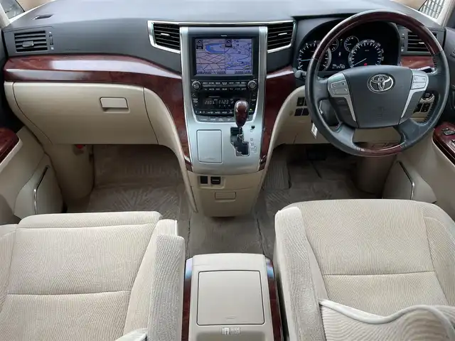トヨタ アルファード 240G 愛知県 2008(平20)年 12.5万km ホワイトパールクリスタルシャイン /ワンオーナー//メーカーHDDナビ/（Bluetooth/フルセグTV/DVD)//バックカメラ//ワイドビューフロント・サイドモニター//クリアナンスソナー//ビルトインETC//インテリジェントパーキングアシスト//メモリー機能付きパワーシートD/N/（運転席のみメモリー機能）//アクセサリーコンセント//両側パワースライド//スマートキー//取説//保証書