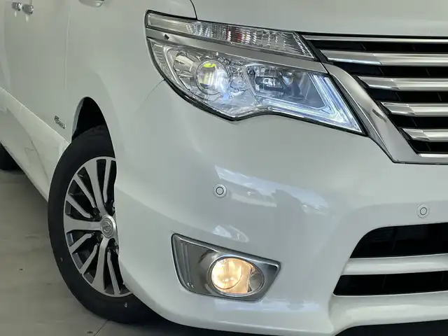 日産 セレナ ハイウェイS S HV Aセーフ 新潟県 2014(平26)年 6万km ブリリアントホワイトパール 衝突被害軽減システム/レーンキープアシスト　/フルセグＴＶ　/クルコン　/純正メモリ　/ドラレコ　/Ｂｌｕｅｔｏｏｔｈ接続　/ＵＳＢ入力端子　/ビルトインＥＴＣ　/純正フロアマット　/両側パワスラ　/純正アルミ　/保証書/取扱説明書
