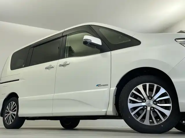 日産 セレナ ハイウェイS S HV Aセーフ 新潟県 2014(平26)年 6万km ブリリアントホワイトパール 衝突被害軽減システム/レーンキープアシスト　/フルセグＴＶ　/クルコン　/純正メモリ　/ドラレコ　/Ｂｌｕｅｔｏｏｔｈ接続　/ＵＳＢ入力端子　/ビルトインＥＴＣ　/純正フロアマット　/両側パワスラ　/純正アルミ　/保証書/取扱説明書