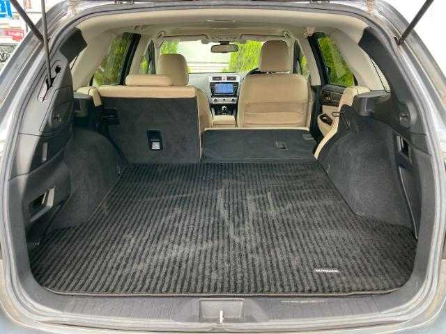 スバル アウトバック リミテッド 岩手県 2015(平27)年 5.1万km プラチナムグレーM 純正ナビ　Ｂｌｕｅｔｏｏｔｈ／ＣＤ／ＤＶＤ　/バックカメラ　/ＢＳＭ　/ＥＴＣ　/サンルーフ　/レーダークルーズコントロール　/電動リアゲート　/アイドリングストップ　/シートメモリー/ヒルスタートアシスト/アイサイト