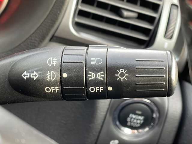 スバル インプレッサ ＷＲＸ STi 青森県 2011(平23)年 9.2万km サテンホワイトパール 4WD・ターボ/社外オーディオ/アルカンターラ/革コンビシート/運転席パワーシート/ETC/前後ドライブレコーダー/純正フロアマット/プッシュスタート/スマートキー/HIDヘッドライト/フォグランプ/OP BBS製純正18インチアルミ