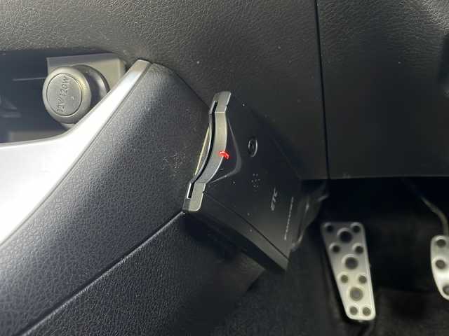 スバル インプレッサ ＷＲＸ STi 青森県 2011(平23)年 9.2万km サテンホワイトパール 4WD・ターボ/社外オーディオ/アルカンターラ/革コンビシート/運転席パワーシート/ETC/前後ドライブレコーダー/純正フロアマット/プッシュスタート/スマートキー/HIDヘッドライト/フォグランプ/OP BBS製純正18インチアルミ