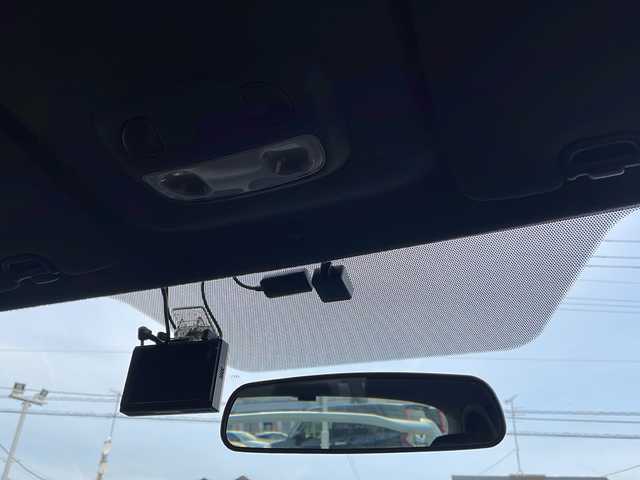 スバル インプレッサ ＷＲＸ STi 青森県 2011(平23)年 9.2万km サテンホワイトパール 4WD・ターボ/社外オーディオ/アルカンターラ/革コンビシート/運転席パワーシート/ETC/前後ドライブレコーダー/純正フロアマット/プッシュスタート/スマートキー/HIDヘッドライト/フォグランプ/OP BBS製純正18インチアルミ