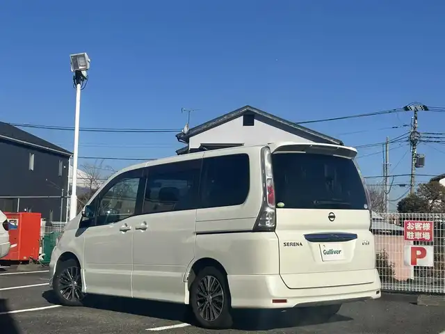 日産 セレナ