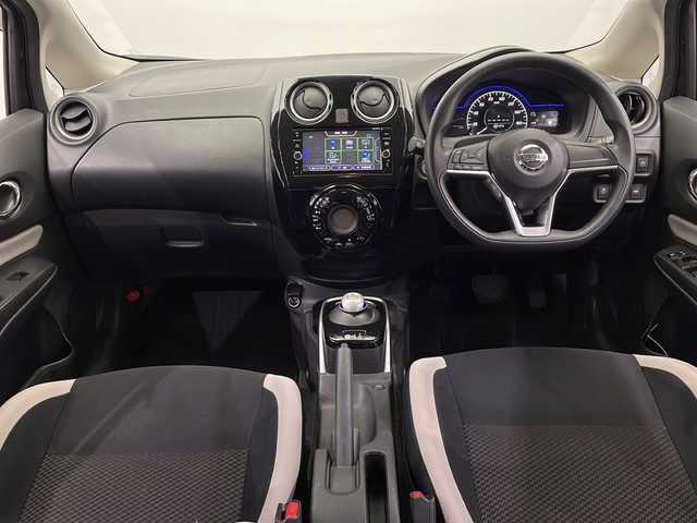 日産 ノート e－パワー X 栃木県 2018(平30)年 4.4万km インペリアルアンバーP 純正ナビ(MM317D-W)/(Bluetooth・CD・DVD)/全方位カメラ/バックカメラ/エマージェンシーブレーキ/レーンキープアシスト/前後コーナーセンサー/前方ドライブレコーダー/禁煙車/LEDヘッドライト/オートライト/ETC/スマートキー/サマータイヤ積込/社外アルミホイール/純正フロアマット