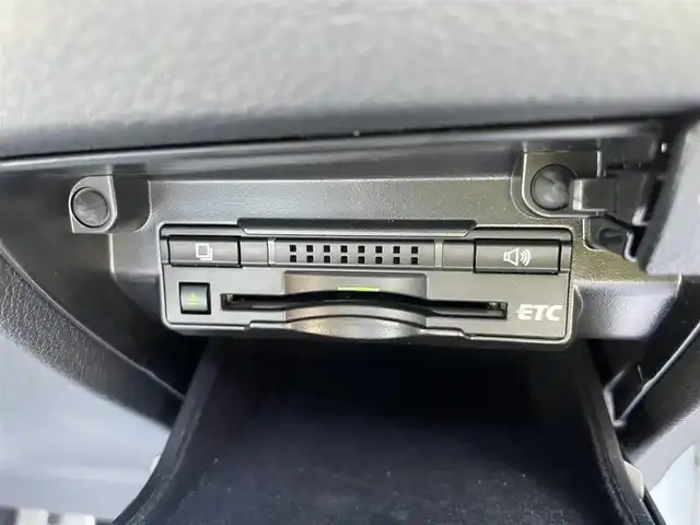 レクサス ＧＳ 450h Fスポーツ 石川県 2013(平25)年 8.8万km パール 純正メモリーナビ/フルセグTV/バックカメラ/LEDヘッドライト/ETC/ドライブレコーダー/クルーズコントロール/革シート/シートヒーター&クーラー/サンルーフ/純正アルミホイール/レーダー/オートライト/ハンドルヒーター