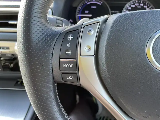 レクサス ＧＳ 450h Fスポーツ 石川県 2013(平25)年 8.8万km パール 純正メモリーナビ/フルセグTV/バックカメラ/LEDヘッドライト/ETC/ドライブレコーダー/クルーズコントロール/革シート/シートヒーター&クーラー/サンルーフ/純正アルミホイール/レーダー/オートライト/ハンドルヒーター
