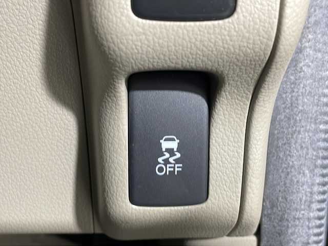 ホンダ Ｎ ＢＯＸ G Lパッケージ 沖縄県 2014(平26)年 5.6万km プレミアムブロンズパール 禁煙車　/純正７インチナビ/【ＣＤ／ＤＶＤ／ＡＭ／ＦＭ／ＢＴ／ワンセグＴＶ】　/片側パワースライドドア　/電動格納ミラー　/横滑り防止装置　/盗難防止装置　/１４インチ純正アルミ/純正フロアマット　/スマートキー