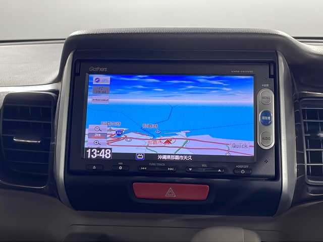 ホンダ Ｎ ＢＯＸ G Lパッケージ 沖縄県 2014(平26)年 5.6万km プレミアムブロンズパール 禁煙車　/純正７インチナビ/【ＣＤ／ＤＶＤ／ＡＭ／ＦＭ／ＢＴ／ワンセグＴＶ】　/片側パワースライドドア　/電動格納ミラー　/横滑り防止装置　/盗難防止装置　/１４インチ純正アルミ/純正フロアマット　/スマートキー