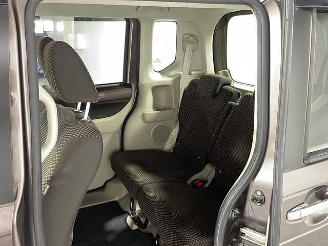 ホンダ Ｎ ＢＯＸ G Lパッケージ 沖縄県 2014(平26)年 5.6万km プレミアムブロンズパール 禁煙車　/純正７インチナビ/【ＣＤ／ＤＶＤ／ＡＭ／ＦＭ／ＢＴ／ワンセグＴＶ】　/片側パワースライドドア　/電動格納ミラー　/横滑り防止装置　/盗難防止装置　/１４インチ純正アルミ/純正フロアマット　/スマートキー