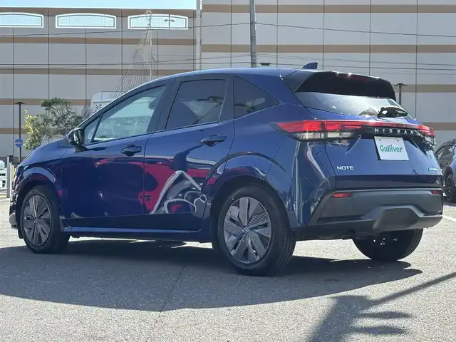 日産 ノート X 宮城県 2023(令5)年 7.3万km オーロラフレアブルーパール 登録時走行距離73008km/純正ナビ/ワンセグTV/HDMI/AM/FM/USB/Bluetooth/全方位カメラ/アラウンドビュー/プロパイロット/追従クルーズコントロール/プッシュスタート/スマートキー/ETC/純正フロアマット/コーナーセンサー/衝突軽減ブレーキ/ブラインドスポットモニター/置くだけ充電/純正ホイールカバー