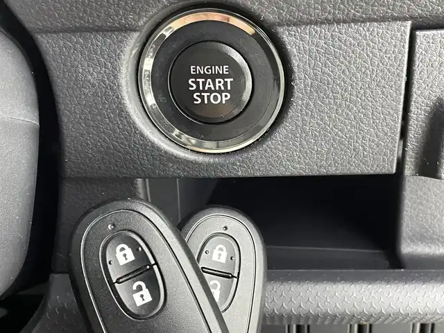 スズキ ハスラー J 群馬県 2019(令1)年 7.1万km ピュアホワイトパール/ブラック2トーン 禁煙車　純正8型ナビ　全方位カメラ　Bluetooth　フルセグ　前後ドライブレコーダー　ETC　シートヒーター　オートライト　横滑り防止装置　アイドリングストップ　衝突軽減システム　オートエアコン