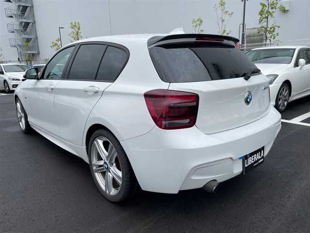 ＢＭＷ １１６ｉ Mスポーツ 大阪府 2012(平24)年 15.7万km 白 純正ナビ/プッシュスタート/スマートキー/ETC