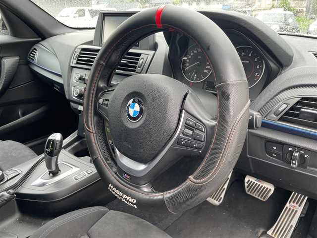 ＢＭＷ １１６ｉ Mスポーツ 大阪府 2012(平24)年 15.7万km 白 純正ナビ/プッシュスタート/スマートキー/ETC