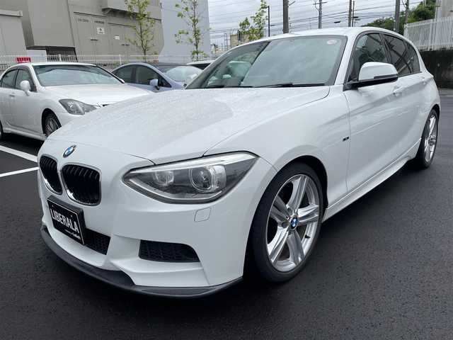 ＢＭＷ １１６ｉ Mスポーツ 大阪府 2012(平24)年 15.7万km 白 純正ナビ/プッシュスタート/スマートキー/ETC