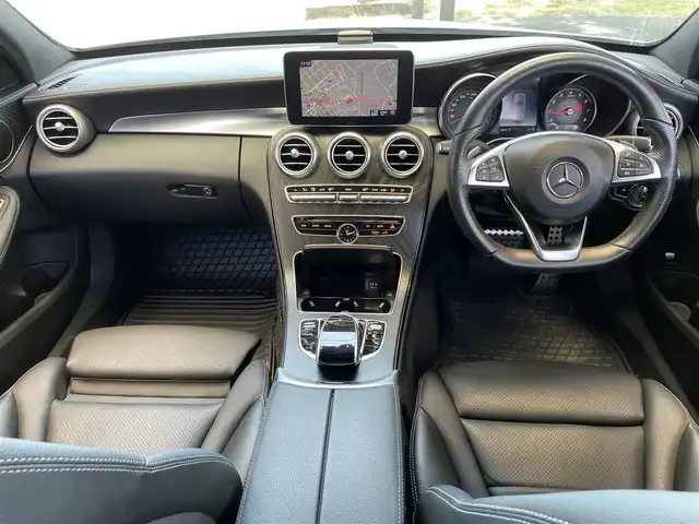 メルセデス・ベンツ Ｃ２００ アバンギャルド AMGライン 宮城県 2018(平30)年 2.5万km ポーラホワイト /純正メモリナビ//CD/DVD/BT/SD/フルセグテレビ//バックカメラ//レーダークルーズコントロール//パドルシフト//レーンキープアシスト//ステアリングパイロット//ブラインドスポットモニター//レザーシート//前席パワーシート/シートヒーター//LEDヘッドライト//スマートキーx2