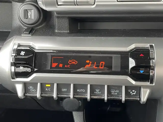 スズキ クロスビー HYBRID MZ 道央・札幌 2023(令5)年 7.9万km プレミアムシルバーメタリック ドラレコ　/LEDライト　/ダウンヒルアシスト　/TYPE-C充電　/ドアハンドルプロテクター　/プッシュスタート　/スマートキー　/スペアキー×２　/積込社外AWタイヤ（サマー４本、スタッドレス４本）/ステアリングスイッチ/パーキングセンサー/レーンキープアシスト/プリクラッシュセーフティー/ACC/パドルシフト/オートライト/電動格納ミラー/シートヒーター(D/N)/イモビライザー/CD/DVD/SD/USB/Bluetooth/フルセグ/FM/AM/ベースキャリア/SNOWモード/SPORTモード