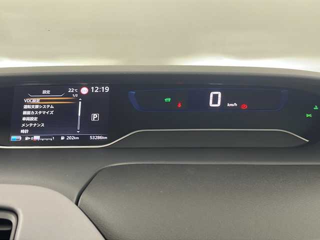 日産 セレナ e－パワー ハイウェイスター V 埼玉県 2021(令3)年 5.4万km ダイヤモンドブラック 後席モニター　/純正ＳＤナビ/　AM/FM/CD/DVD/BT　/全方位カメラ　/ＢＳＭ　/ドライブレコーダー　/デジタルインナーミラー　/プロパイロット　/エマージェンシーブレーキ　/両側パワースライドドア　/ビルトインＥＴＣ　/ブレードホールド/コーナーセンサー/電子パーキング/純正アルミホイール/純正フロアマット/ロールサンシェード/LEDヘッドライト/フォグランプ/オートライト/プッシュスタート/スマートキー