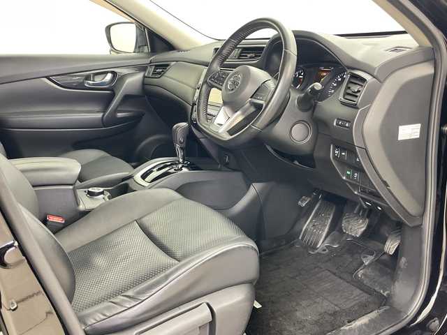 日産 エクストレイル 20X 道央・札幌 2019(平31)年 6.9万km ダイヤモンドブラック ・4WD/・純正ナビ/・CD&DVD&フルセグTV/・バックカメラ/・パワーバックドア/・ETC/・カブロンシート/・パートタイム4WD/・アイドリングストップ/・シートアジャスター/・ルーフレール/・HIDヘッドライト/・フォグランプ/・プッシュスタート/・スマートキー