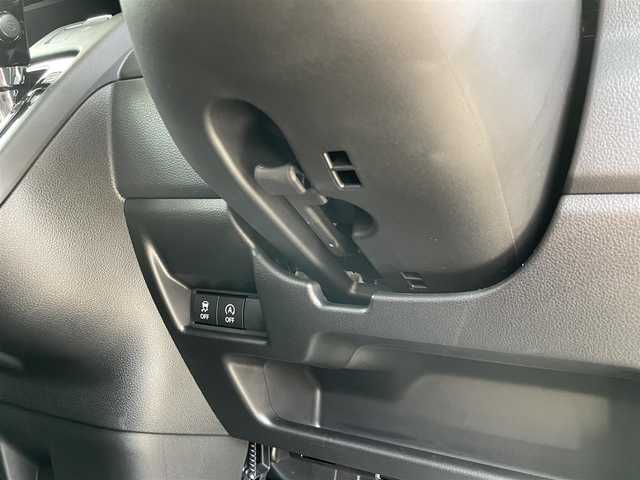 スズキ スペーシア カスタム HYBRID XS 大分県 2024(令6)年 0.5万km ピュアホワイトパール/ブラック2トーン ワンオーナー/ハーフレザー調シート/メーカーOPナビ 【フルセグ/BTオーディオ】/全方位カメラ/両側パワースライドドア/純正15インチアルミホイール/レーダークルーズコントロール/クリアランスソナー/シーケンシャルウインカー/前後ドライブレコーダー/ビルトインETC/ヘッドアップディスプレイ/電動パーキングブレーキ/充電用USBソケット/後席サーキュレーター/後席オットマン/LEDヘッドライト/LEDフォグランプ/オートライト/レザーステアリング/ステアリングヒーター/ステアリングリモコン/チルトステアリング/前席シートヒーター/ウインカーミラー/横滑り防止装置/アイドリングストップ/リアプライバシーガラス/エンジンプッシュスタート/ヘッドライトレベライザー/ドアバイザー/電動格納ミラー/サイド&Wエアバッグ/ABS/スマートキー×2/保証書/車両取説/ナビ取説