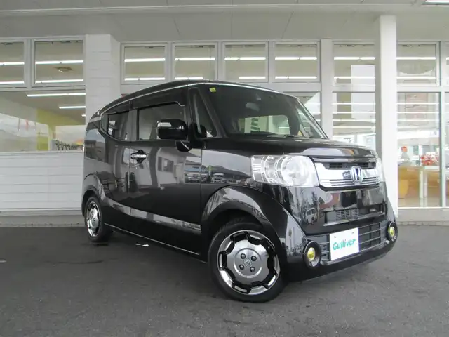 ホンダ Ｎ ＢＯＸ スラッシュ X ターボパッケージ 千葉県 2016(平28)年 5.2万km クリスタルブラックパール 純正SDナビ、フルセグTV/バックカメラ/オーディオ【CD/DVD/SD/BT】/サウンドマッピングシステム/あんしんパッケージ/HIDヘッドライト&イエローフォグ/純正15インチAW（社外AWサマータイヤ４本有）/ウィンカードアミラー/前席シートヒーター/ステアリングヒーター/クルーズコントロール/パドルシフト付きステアリングスイッチ/プッシュスタート/スマートキー/前方ドライブレコーダー/ビルトインETC/純正フロアマット＆ドアバイザー/整備記録簿(R1/3/5有）/新車保証書/取扱説明書/ナビ取扱説明書