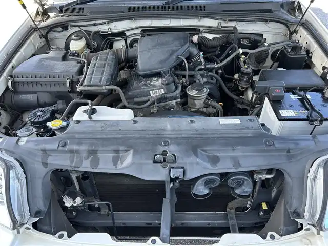 トヨタ ハイラックス サーフ SSR－X 滋賀県 2007(平19)年 15.5万km ホワイトパールクリスタルシャイン 純正HDDナビ/(AM FM CD DVD)/バックカメラ/バックドアパワーウインドウ/電動格納ミラー/ドアバイザー/ETC/LEDヘッドライト/オートライト/ルーフレール/純正フロアマット