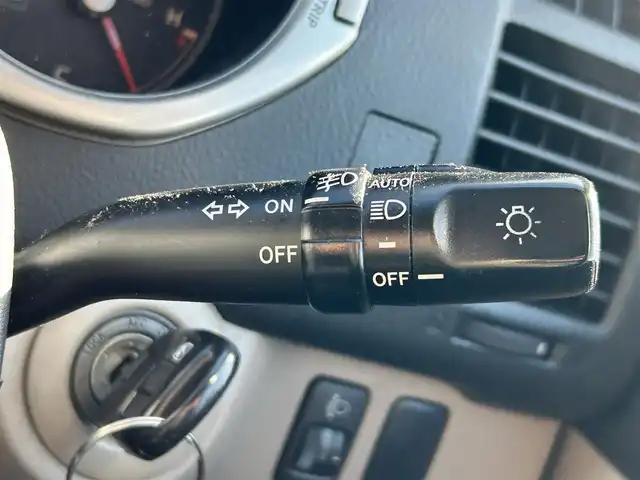 トヨタ ハイラックス サーフ SSR－X 滋賀県 2007(平19)年 15.5万km ホワイトパールクリスタルシャイン 純正HDDナビ/(AM FM CD DVD)/バックカメラ/バックドアパワーウインドウ/電動格納ミラー/ドアバイザー/ETC/LEDヘッドライト/オートライト/ルーフレール/純正フロアマット