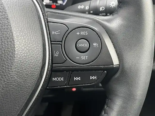 トヨタ ＲＡＶ４ ハイブリッドG 滋賀県 2023(令5)年 5.3万km アティチュードブラックマイカ ワンオーナー/モデリスタフルエアロ/10.5インチディスプレイオーディオ/・ナビ機能/フルセグ/TVキャンセラー/・FM/AM/Bluetooth/USB/全方位カメラ/純正ドライブレコーダー/デジタルインナーミラー/ビルトインETC2.0/レザーシート/パワーシート/メモリシート/シートベンチレーション/革巻きステアリング/ハンドルヒーター/パワーバックドア/オートブレーキホールド/レーダークルーズコントロール/クリアランスソナー/プリクラッシュセーフティ/レーントレーシングアシスト/ロードサインアシスト/ドライバー異常時対応システム/アクティブドライビングアシスト/発進遅れ告知機能/低速時加速抑制機能/緊急時操舵支援（アクティブ操舵機能付）/フロントクロストラフィックアラート/レーンチェンジアシスト/パーキングサポートブレーキ/アイドリングストップ/LEDヘッドライト/オートライト/アダプティブハイビームシステム/フォグランプ/電格ウィンカーミラー/プッシュスタート/スマートキー×２