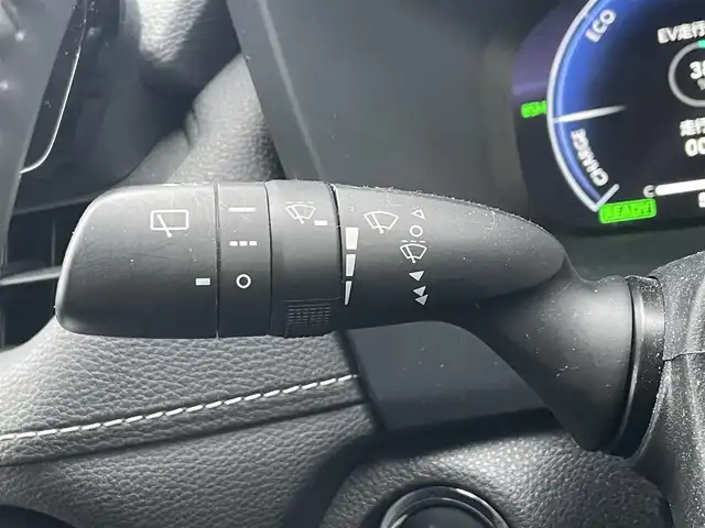 トヨタ ＲＡＶ４ ハイブリッドG 滋賀県 2023(令5)年 5.3万km アティチュードブラックマイカ ワンオーナー/モデリスタフルエアロ/10.5インチディスプレイオーディオ/・ナビ機能/フルセグ/TVキャンセラー/・FM/AM/Bluetooth/USB/全方位カメラ/純正ドライブレコーダー/デジタルインナーミラー/ビルトインETC2.0/レザーシート/パワーシート/メモリシート/シートベンチレーション/革巻きステアリング/ハンドルヒーター/パワーバックドア/オートブレーキホールド/レーダークルーズコントロール/クリアランスソナー/プリクラッシュセーフティ/レーントレーシングアシスト/ロードサインアシスト/ドライバー異常時対応システム/アクティブドライビングアシスト/発進遅れ告知機能/低速時加速抑制機能/緊急時操舵支援（アクティブ操舵機能付）/フロントクロストラフィックアラート/レーンチェンジアシスト/パーキングサポートブレーキ/アイドリングストップ/LEDヘッドライト/オートライト/アダプティブハイビームシステム/フォグランプ/電格ウィンカーミラー/プッシュスタート/スマートキー×２