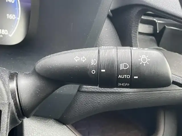 トヨタ ＲＡＶ４ ハイブリッドG 滋賀県 2023(令5)年 5.3万km アティチュードブラックマイカ ワンオーナー/モデリスタフルエアロ/10.5インチディスプレイオーディオ/・ナビ機能/フルセグ/TVキャンセラー/・FM/AM/Bluetooth/USB/全方位カメラ/純正ドライブレコーダー/デジタルインナーミラー/ビルトインETC2.0/レザーシート/パワーシート/メモリシート/シートベンチレーション/革巻きステアリング/ハンドルヒーター/パワーバックドア/オートブレーキホールド/レーダークルーズコントロール/クリアランスソナー/プリクラッシュセーフティ/レーントレーシングアシスト/ロードサインアシスト/ドライバー異常時対応システム/アクティブドライビングアシスト/発進遅れ告知機能/低速時加速抑制機能/緊急時操舵支援（アクティブ操舵機能付）/フロントクロストラフィックアラート/レーンチェンジアシスト/パーキングサポートブレーキ/アイドリングストップ/LEDヘッドライト/オートライト/アダプティブハイビームシステム/フォグランプ/電格ウィンカーミラー/プッシュスタート/スマートキー×２