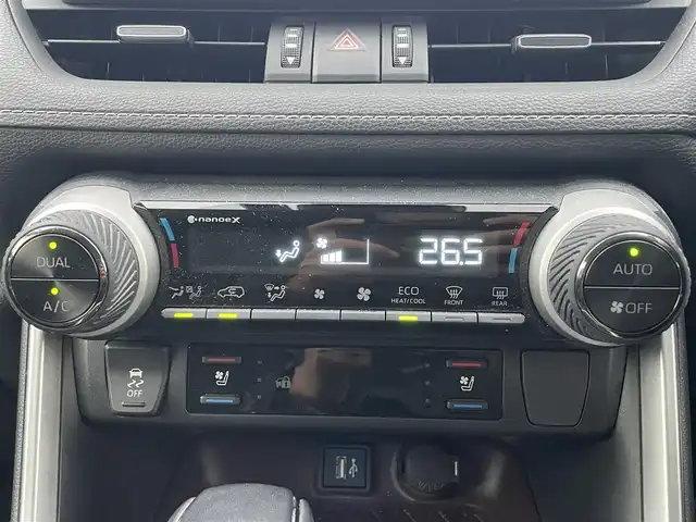 トヨタ ＲＡＶ４ ハイブリッドG 滋賀県 2023(令5)年 5.3万km アティチュードブラックマイカ ワンオーナー/モデリスタフルエアロ/10.5インチディスプレイオーディオ/・ナビ機能/フルセグ/TVキャンセラー/・FM/AM/Bluetooth/USB/全方位カメラ/純正ドライブレコーダー/デジタルインナーミラー/ビルトインETC2.0/レザーシート/パワーシート/メモリシート/シートベンチレーション/革巻きステアリング/ハンドルヒーター/パワーバックドア/オートブレーキホールド/レーダークルーズコントロール/クリアランスソナー/プリクラッシュセーフティ/レーントレーシングアシスト/ロードサインアシスト/ドライバー異常時対応システム/アクティブドライビングアシスト/発進遅れ告知機能/低速時加速抑制機能/緊急時操舵支援（アクティブ操舵機能付）/フロントクロストラフィックアラート/レーンチェンジアシスト/パーキングサポートブレーキ/アイドリングストップ/LEDヘッドライト/オートライト/アダプティブハイビームシステム/フォグランプ/電格ウィンカーミラー/プッシュスタート/スマートキー×２