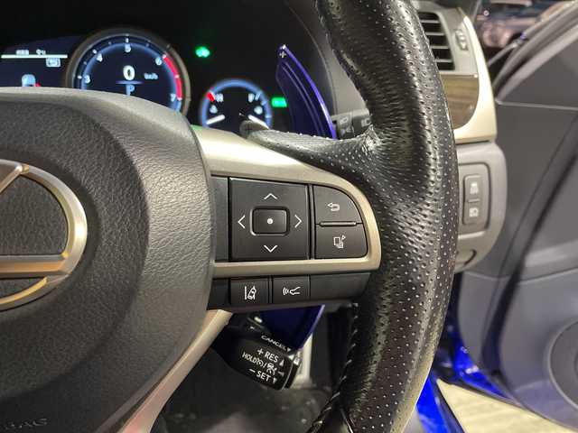 レクサス ＧＳ 300h Fスポーツ 山口県 2016(平28)年 8.3万km ヒートブルーコントラストレイヤリング 純正ナビ/（ＣＤ　Ｂｌｕ－ｒａｙ　Ｂｌｕｅｔｏｏｔｈ）/フルセグTV/バックカメラ/ビルトインETC/追従クルコン/レーンキープ/衝突軽減ブレーキ/オートハイビーム/ステアリングヒーター/レザーシート/シートヒーター/エアシート/メモリ付パワーシート/ステアリングヒーター/LEDヘッドライト/フォグライト/純正AW