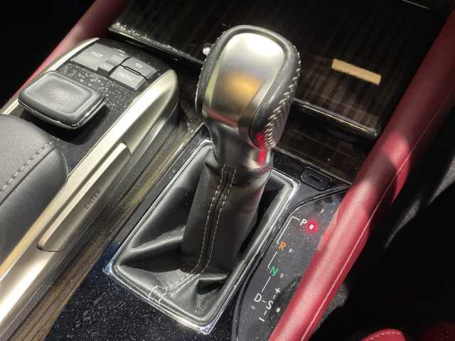 レクサス ＧＳ 300h Fスポーツ 山口県 2016(平28)年 8.3万km ヒートブルーコントラストレイヤリング 純正ナビ/（ＣＤ　Ｂｌｕ－ｒａｙ　Ｂｌｕｅｔｏｏｔｈ）/フルセグTV/バックカメラ/ビルトインETC/追従クルコン/レーンキープ/衝突軽減ブレーキ/オートハイビーム/ステアリングヒーター/レザーシート/シートヒーター/エアシート/メモリ付パワーシート/ステアリングヒーター/LEDヘッドライト/フォグライト/純正AW