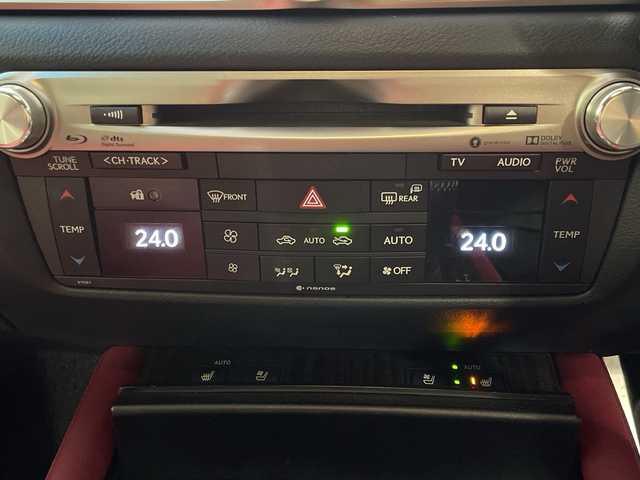 レクサス ＧＳ 300h Fスポーツ 山口県 2016(平28)年 8.3万km ヒートブルーコントラストレイヤリング 純正ナビ/（ＣＤ　Ｂｌｕ－ｒａｙ　Ｂｌｕｅｔｏｏｔｈ）/フルセグTV/バックカメラ/ビルトインETC/追従クルコン/レーンキープ/衝突軽減ブレーキ/オートハイビーム/ステアリングヒーター/レザーシート/シートヒーター/エアシート/メモリ付パワーシート/ステアリングヒーター/LEDヘッドライト/フォグライト/純正AW