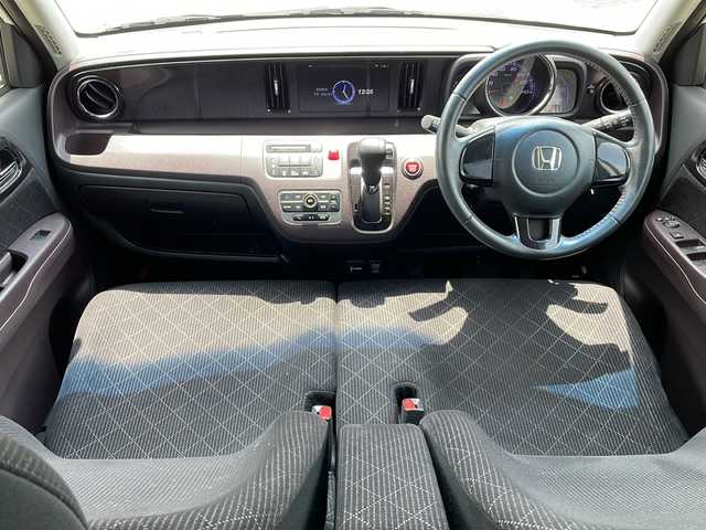 ホンダ Ｎ ＯＮＥ プレミアム Lパッケージ 新潟県 2013(平25)年 2.6万km プレミアムホワイトパール 4WD/純正ディスプレィオーディオ/CD/BT/USB/バックカメラ/ベンチシート/スマートキー/プッシュスタート/キセノンヘッドライト/オートライト/フォグランプ/純正14インチアルミホイール