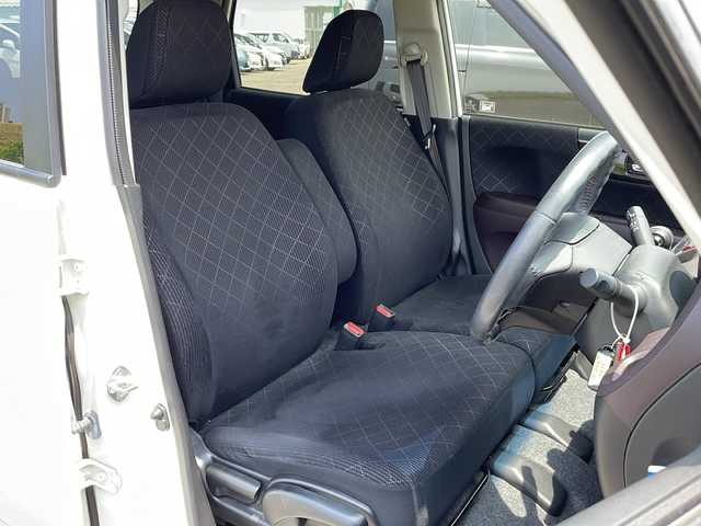ホンダ Ｎ ＯＮＥ プレミアム Lパッケージ 新潟県 2013(平25)年 2.6万km プレミアムホワイトパール 4WD/純正ディスプレィオーディオ/CD/BT/USB/バックカメラ/ベンチシート/スマートキー/プッシュスタート/キセノンヘッドライト/オートライト/フォグランプ/純正14インチアルミホイール